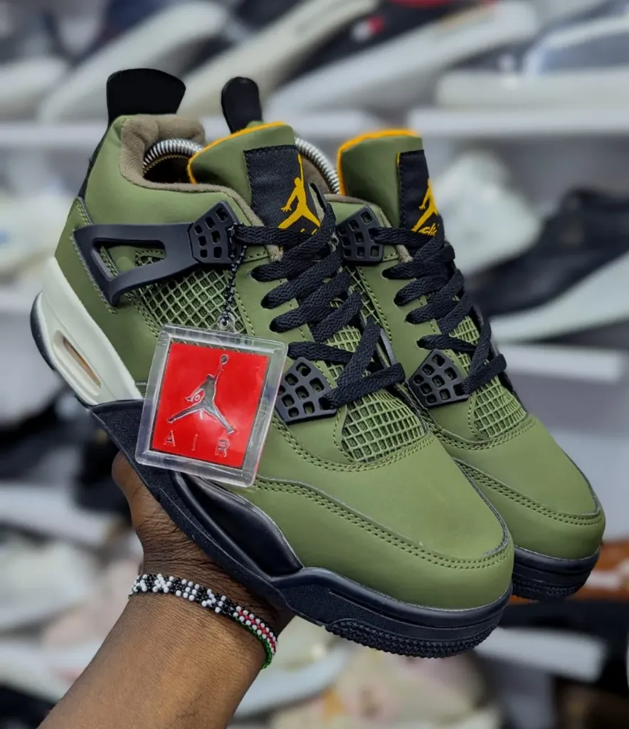 Air Jordan 4 Undefeated